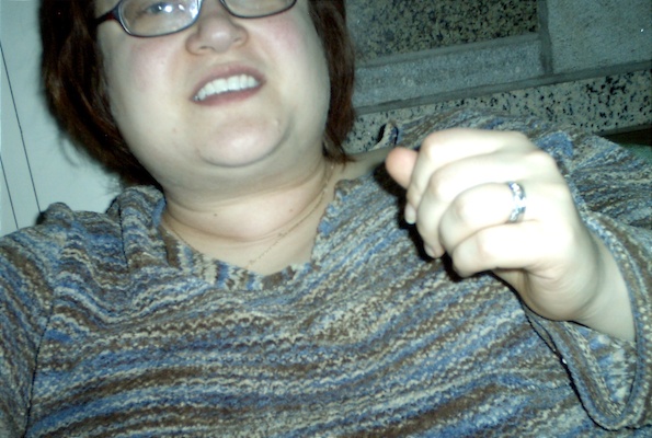 Christine Close-up (05-26-2007 19:06)