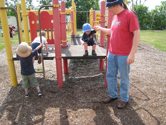 Tim, Tate, Cole and Ben at the playground (06-13-2007 10:09)