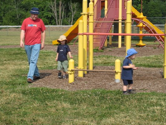Ben, Tim and Cole at the playground (06-13-2007 10:15)