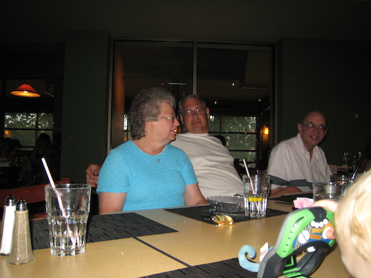 Mary Anne, Ron and Bill (06-13-2007 20:04)