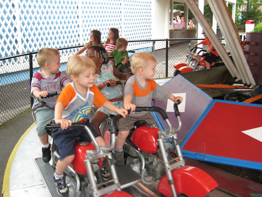 Tim and Cole on the motorbikes (06-14-2007 15:04)