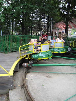 Tim and Cole on the turtles (06-14-2007 15:43)