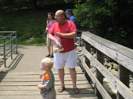Poppy and Cole feeding the ducks (06-16-2007 12:11)