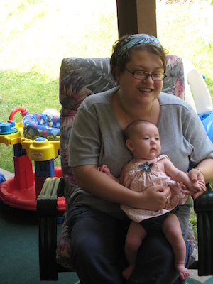 Christine and Abigail (06-17-2007 16:34)