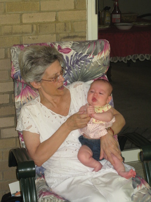 Karen and Abigail (06-17-2007 17:06)