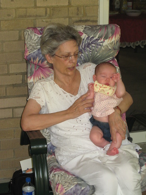 Karen and Abigail (06-17-2007 17:06)