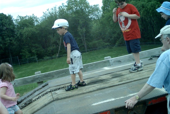 Kids at Littleton truck day