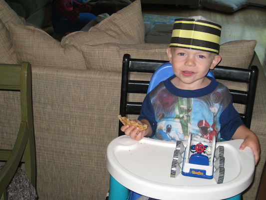 Cole eating (07-02-2007 07:47)