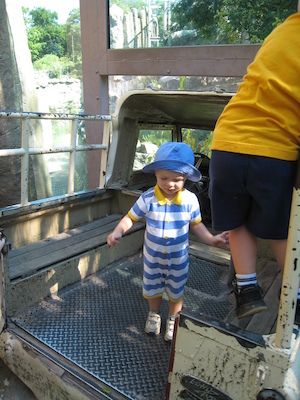 Tim and Cole driving at the zoo (08-28-2007 11:12)