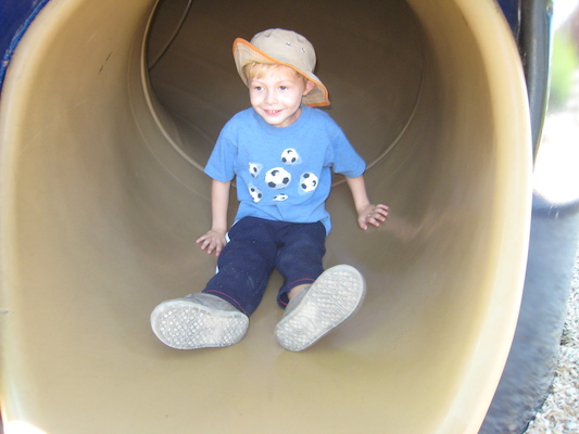 Tim in the slide (08-28-2007 12:54)
