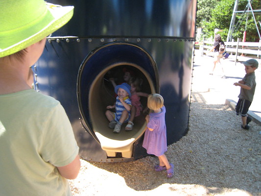 Cole in the slide (08-28-2007 12:55)