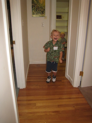 Tim and Cole running (09-22-2007 19:46)