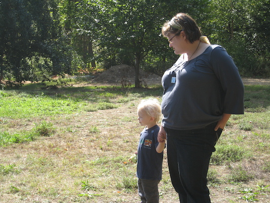 Cole and Mommy (09-30-2007 15:34)