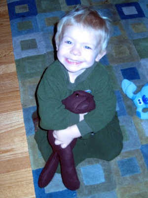 Cole cuddling bear (12-02-2007 07:19)