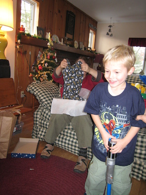 Mommy's Steelers boxers, Tim in his Spider Man shirt (12-25-2007 10:36)