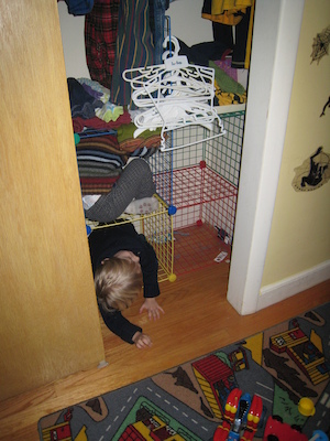 Tim and Cole in cubes (02-01-2008 06:50)