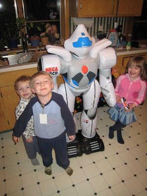 Cole, Tim, Mega-Mech and Emma (03-02-2008 17:42)