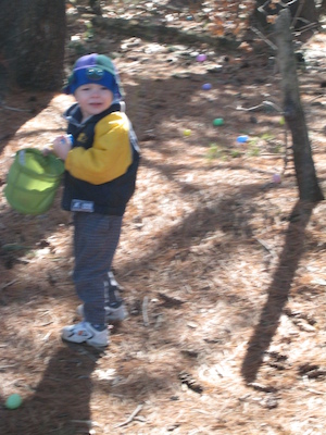 Easter egg hunt (03-22-2008 09:01)