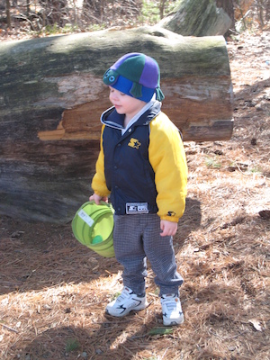 Easter egg hunt (03-22-2008 09:02)