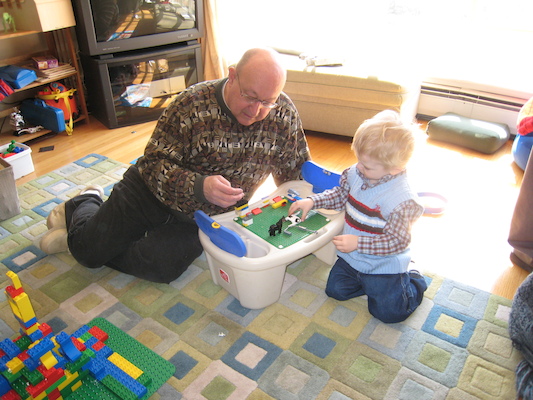 Easter morning Poppy and Nea (03-23-2008 11:14)