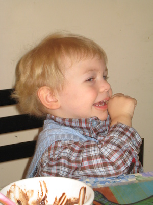 Easter morning Cole (03-23-2008 13:05)