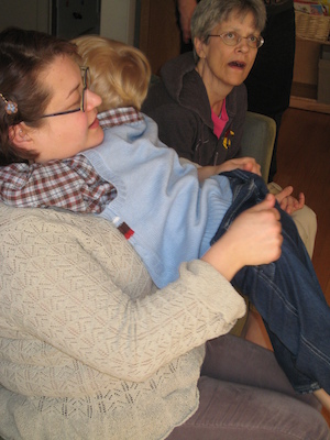 Easter morning Tim, Xine, Cole, Nea, Poppy (03-23-2008 13:27)