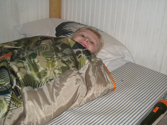 Tim in a sleeping bag (05-09-2008 19:27)