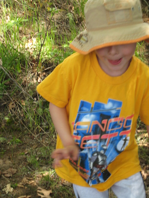 Tim, Cole and Ben at the herring transfer (05-24-2008 09:30)