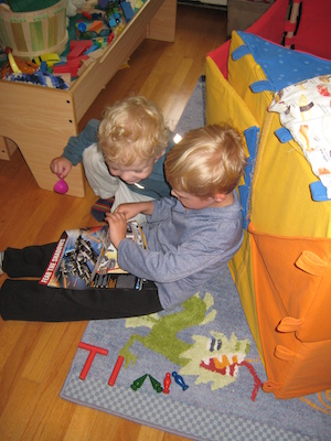 Cole and Tim reading (06-15-2008 15:13)