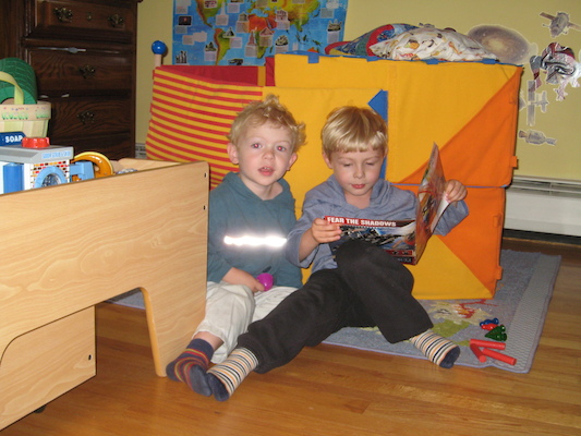 Cole and Tim reading (06-15-2008 15:15)