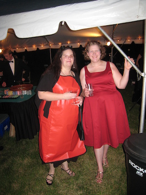 Kim & Katie (07-12-2008 19:41)