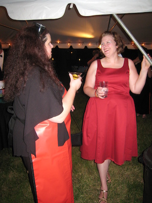 Kim & Katie (07-12-2008 19:41)