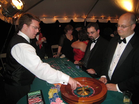 Jess, Mark & Xmas (07-12-2008 20:27)