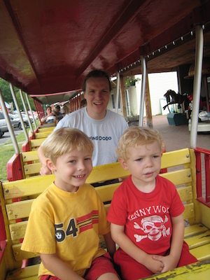 Tim, Ben and Cole on the train (07-22-2008 09:32)