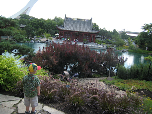 Cole at the Botanical Garden (07-25-2008 10:25)