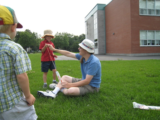 Cole, Tim and Ben playing slingwing (07-26-2008 10:32)