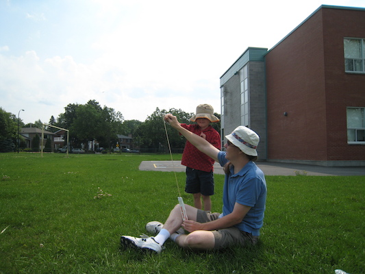 Tim and Ben launching a slingwing (07-26-2008 10:33)