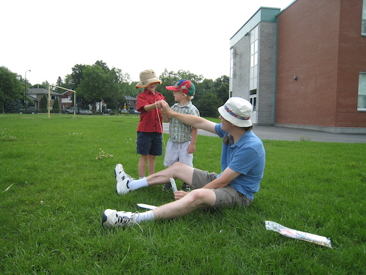 Cole, Tim and Ben playing slingwing (07-26-2008 10:34)