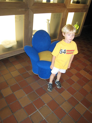 Tim and funky chair (07-27-2008 09:41)