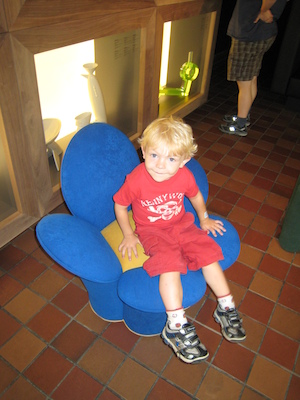 Cole and funky chair (07-27-2008 09:41)