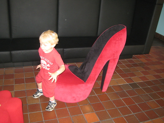Cole and funky chair (07-27-2008 09:42)