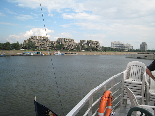 Habitat 67 (07-28-2008 15:22)