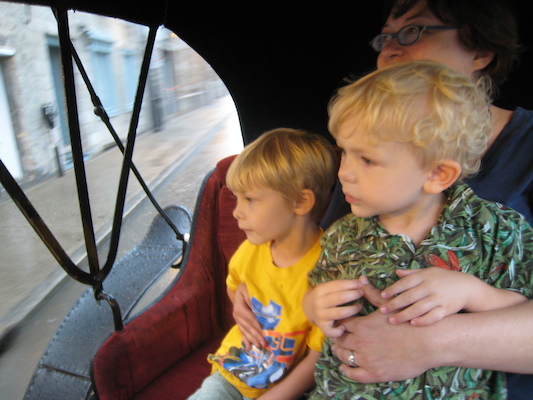 Tim, Cole and Xine in the carriage (07-28-2008 17:58)
