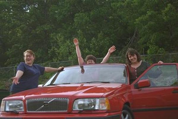 Xine, Liz and Julie & her new car