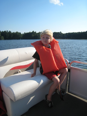 Tim on the boat (08-18-2008 16:13)