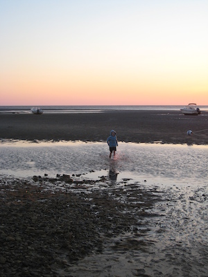 Tim on the beach (08-17-2008 18:25)