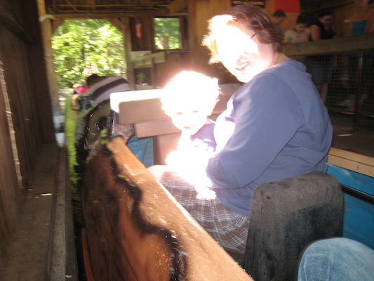 Cole and Xine on the flume (08-27-2008 10:29)