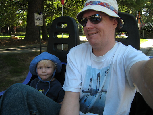 Cole and Ben driving (08-27-2008 11:22)