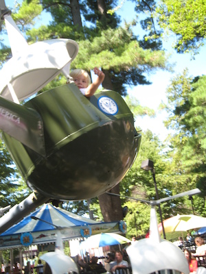 Tim and Cole in a helicopter (08-27-2008 12:26)