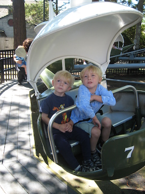 Tim and Cole in a helicopter (08-27-2008 12:29)